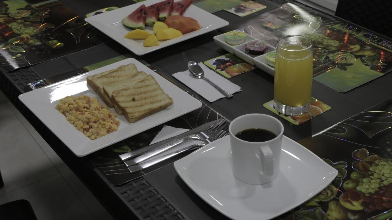 Puerto Caribe Hostal Guachaca Ngoại thất bức ảnh