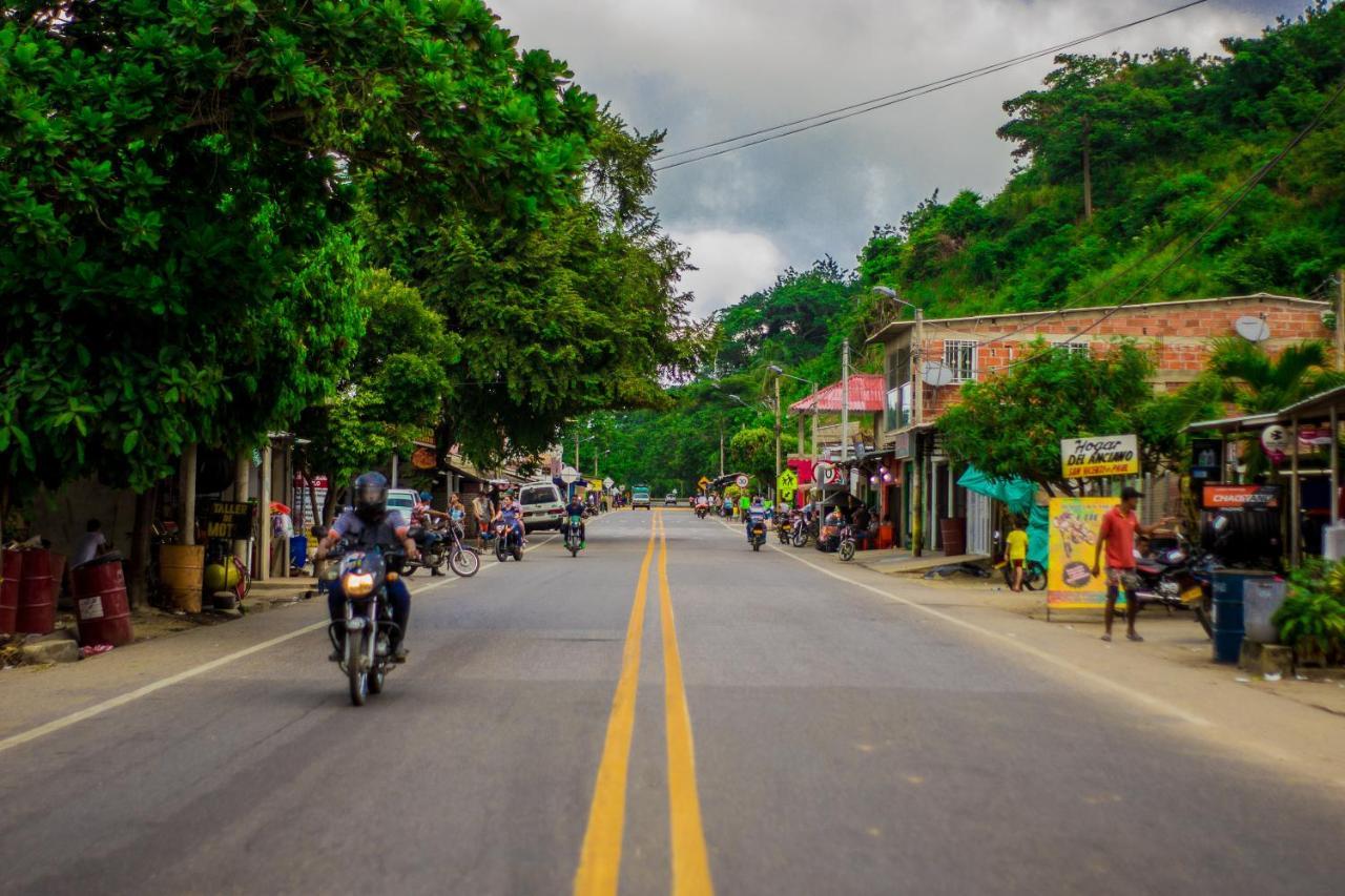 Puerto Caribe Hostal Guachaca Ngoại thất bức ảnh