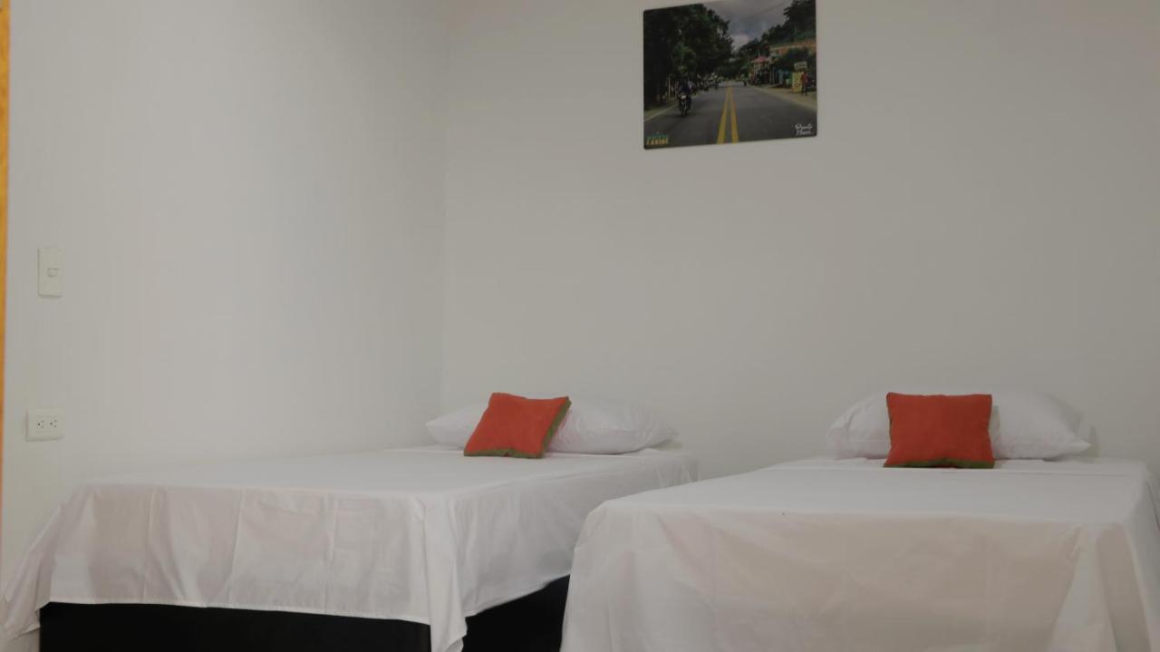Puerto Caribe Hostal Guachaca Ngoại thất bức ảnh